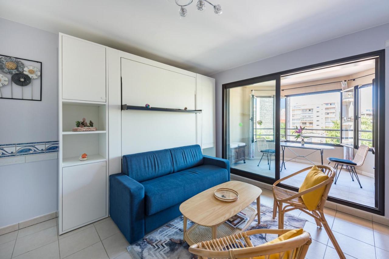 Beau Studio Veranda A Deux Pas De La Mer - Parking Inclus Жуан-ле-Пен Экстерьер фото